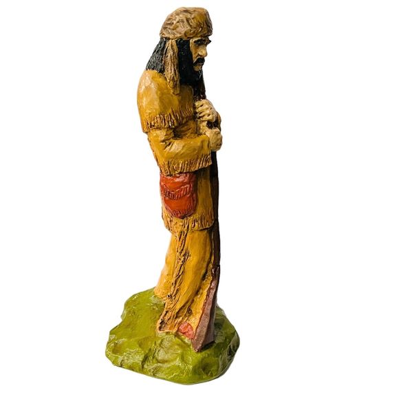 Western American Mountain Man Sculpture With Rifle - Picture 4 of 6